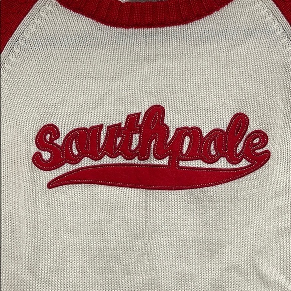 Vintage South Pole Women's Red and White Sweater - Picture 4 of 7